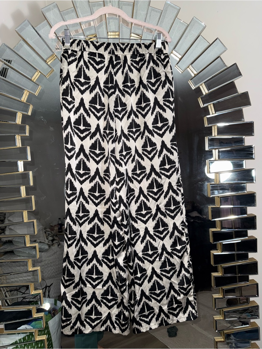 Black & White Geometric Wide-Leg Pants